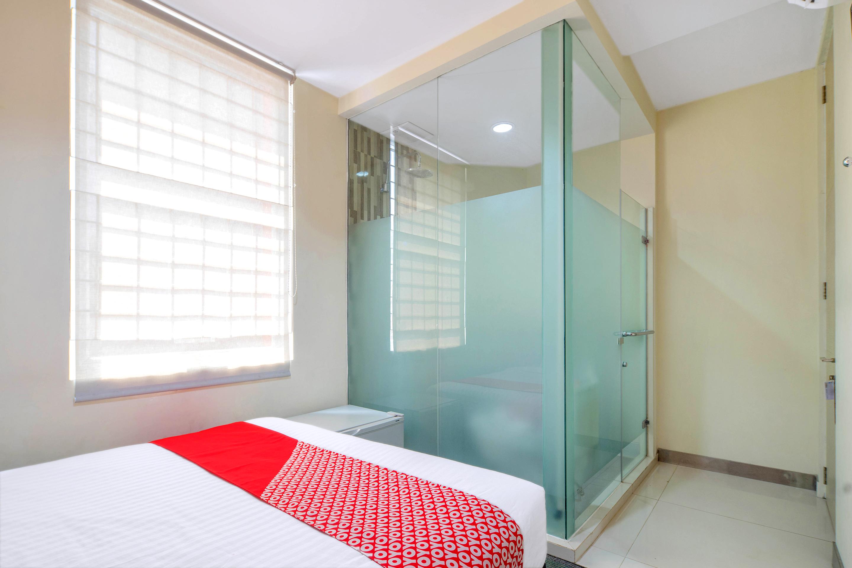 Super Oyo Capital O 1121 Orienchi 2 Hotel Jakarta Exterior photo